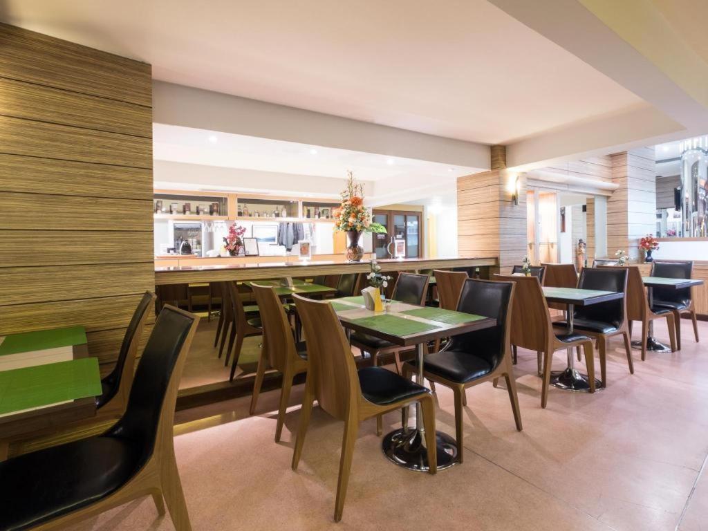 New Suanmali Hotel Бангкок Экстерьер фото