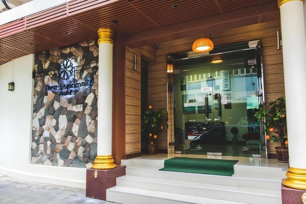 New Suanmali Hotel Бангкок Экстерьер фото