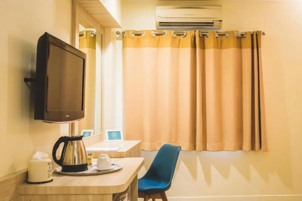 New Suanmali Hotel Бангкок Экстерьер фото