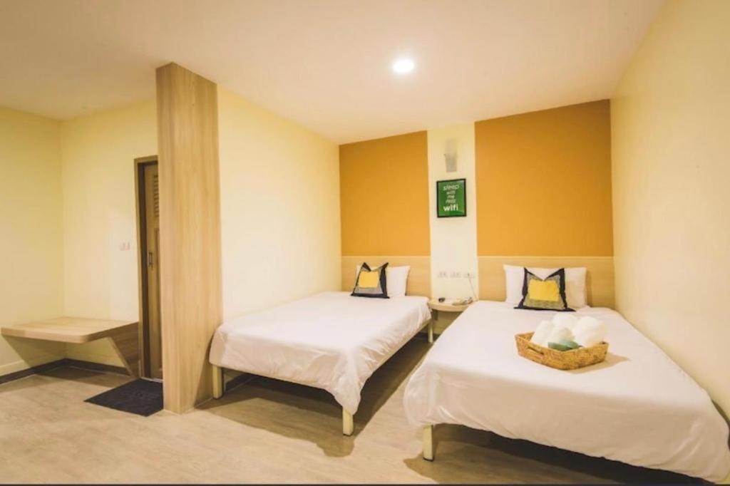 New Suanmali Hotel Бангкок Экстерьер фото