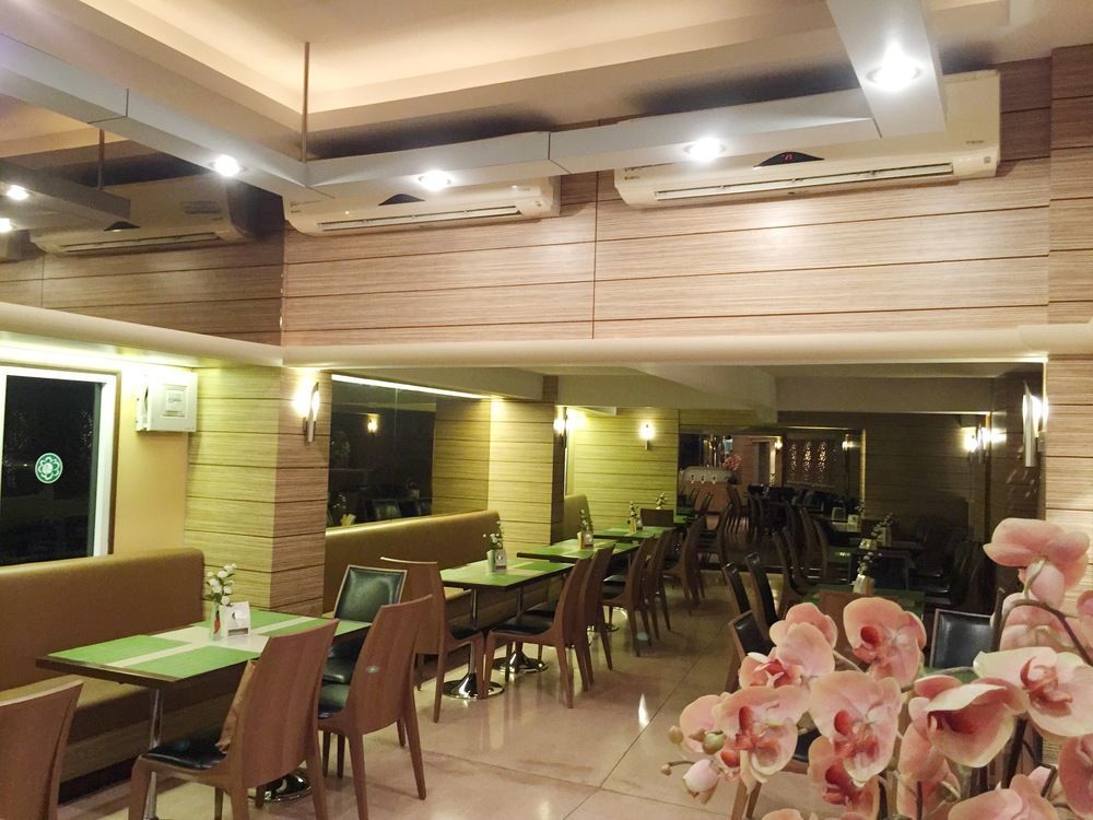 New Suanmali Hotel Бангкок Экстерьер фото