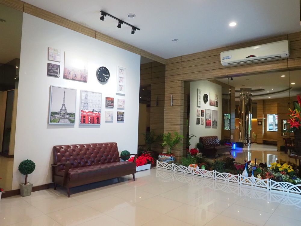 New Suanmali Hotel Бангкок Экстерьер фото